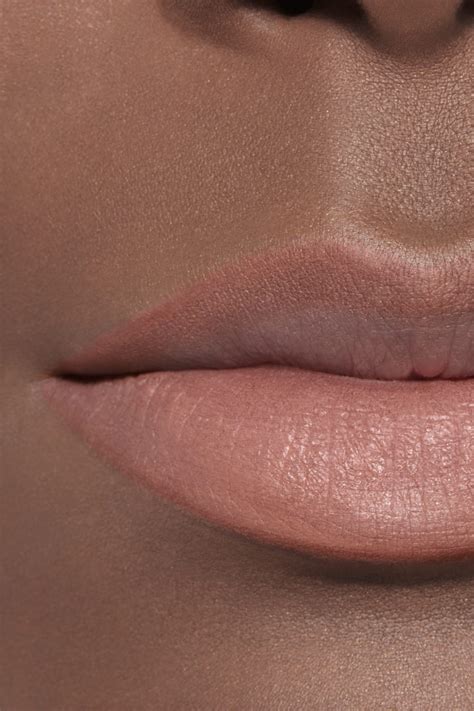 chanel beige naturel lip liner